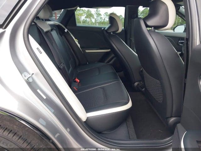 2025 KIA K4 GT-LINE TURBO 8