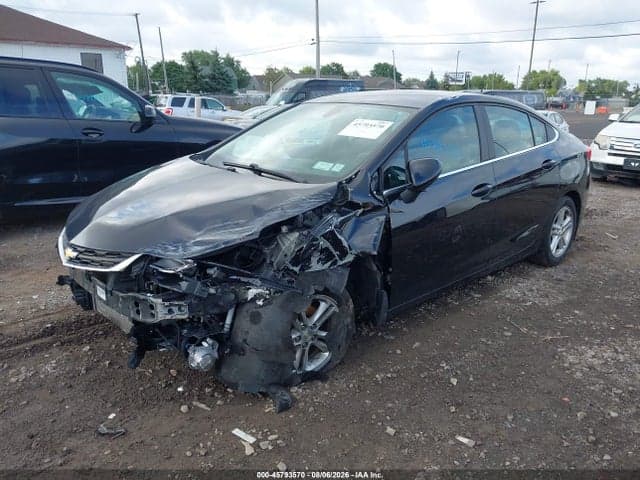 2018 CHEVROLET CRUZE LT AUTO 2