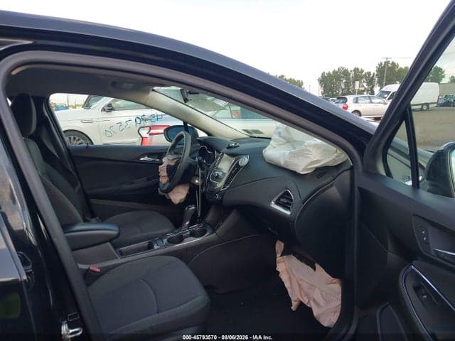 2018 CHEVROLET CRUZE LT AUTO 5