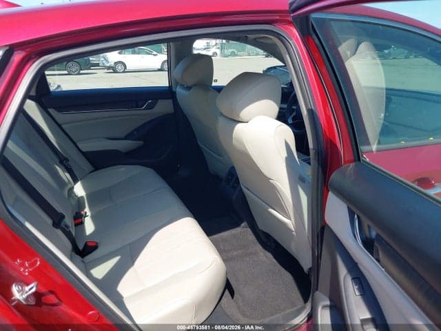 2018 HONDA ACCORD TOURING 8