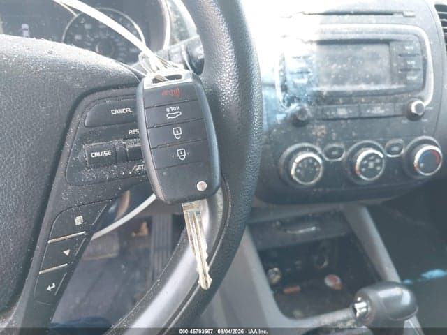 2017 KIA FORTE LX 11