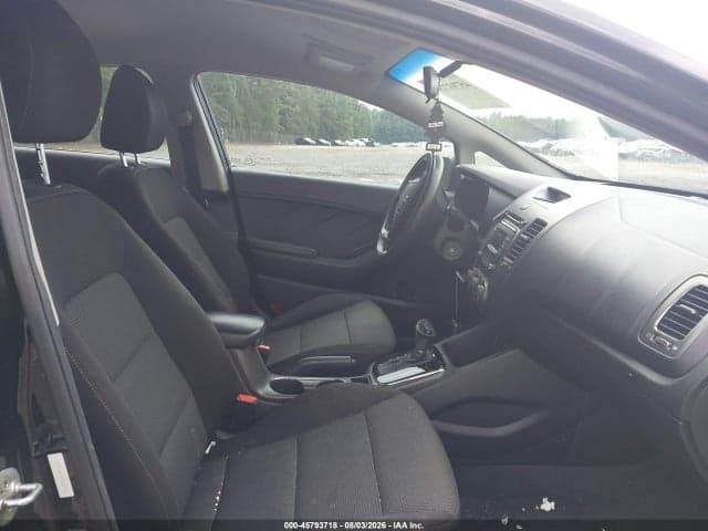2017 KIA FORTE LX 5