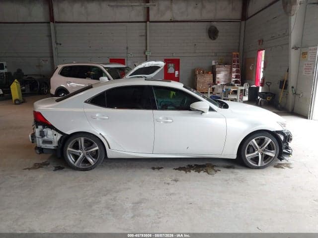 2018 LEXUS IS 300 14