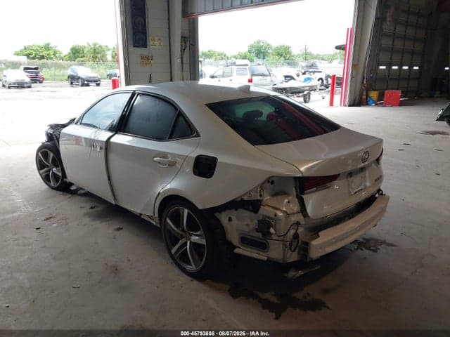2018 LEXUS IS 300 18