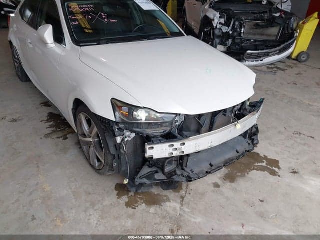 2018 LEXUS IS 300 21