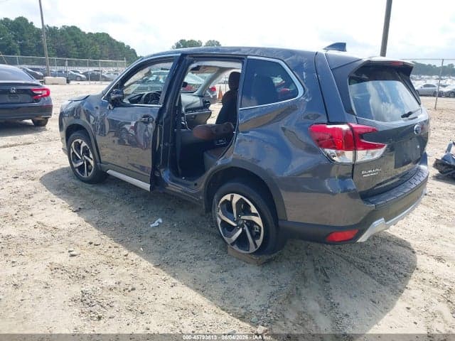 2023 SUBARU FORESTER TOURING 3