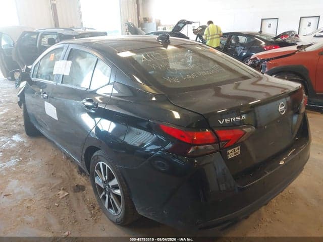2021 NISSAN VERSA SV XTRONIC CVT 3