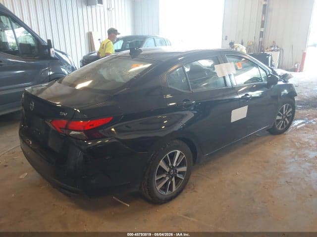 2021 NISSAN VERSA SV XTRONIC CVT 4