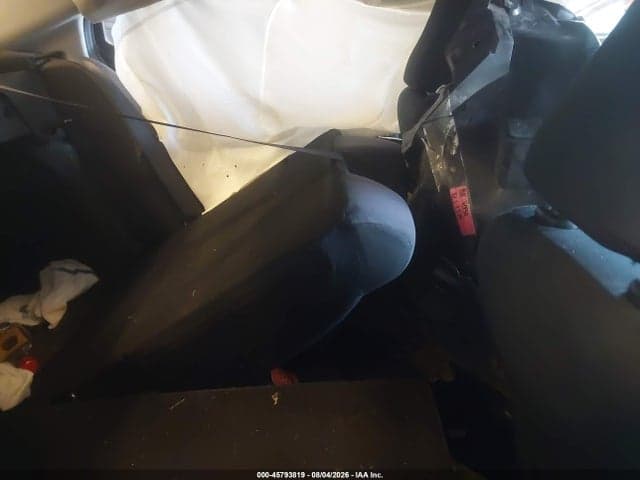 2021 NISSAN VERSA SV XTRONIC CVT 8