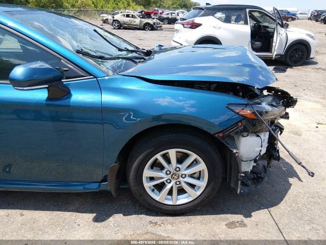 2025 TOYOTA CAMRY LE 20