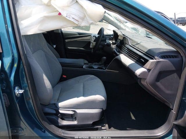 2025 TOYOTA CAMRY LE 5