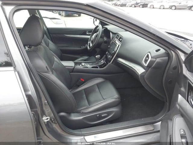 2017 NISSAN MAXIMA 3.5 SV 5