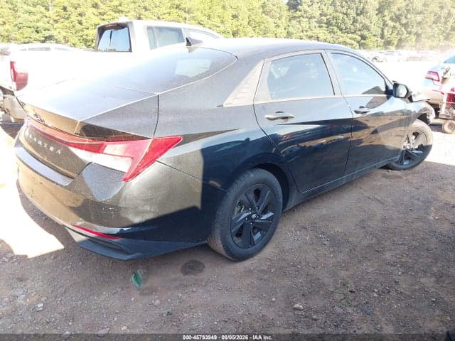 2021 HYUNDAI ELANTRA SEL 4