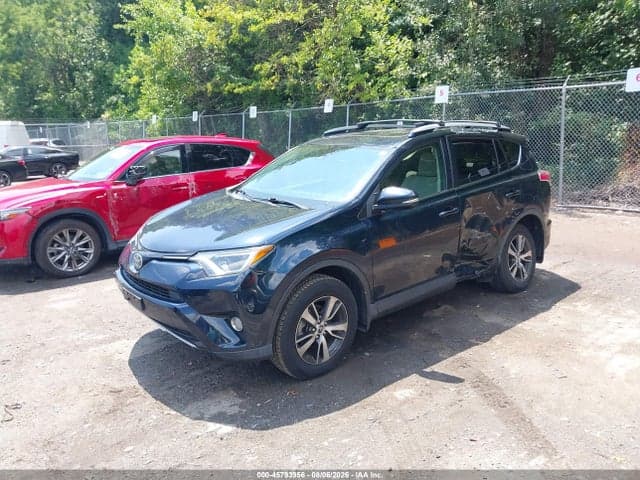 2018 TOYOTA RAV4 XLE 2
