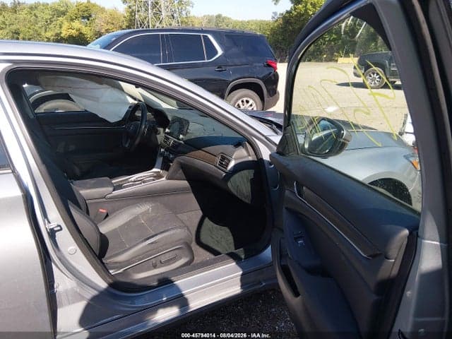 2018 HONDA ACCORD HYBRID EX-L 5