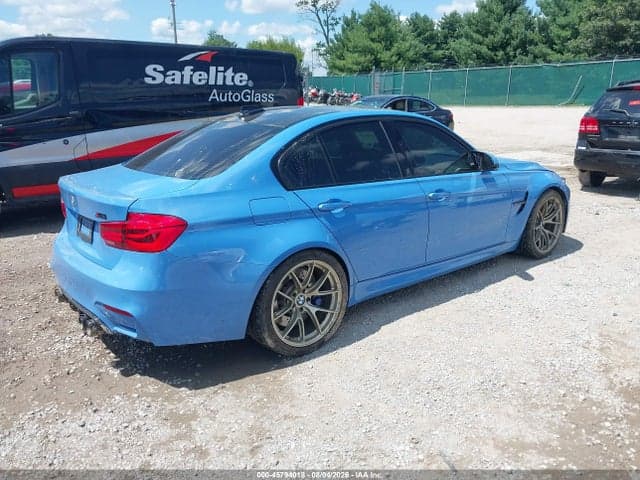 2018 BMW M3 CS 4