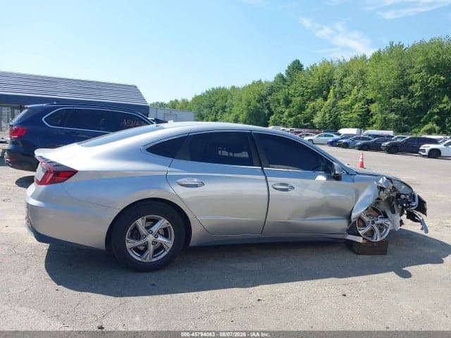 2021 HYUNDAI SONATA SE 14