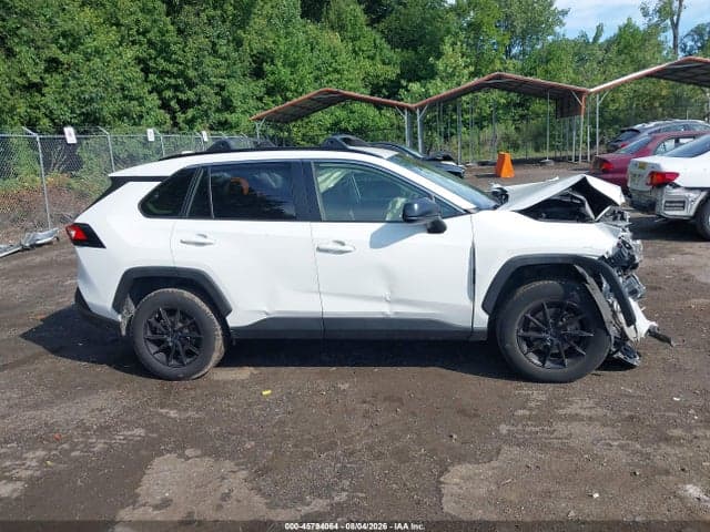 2019 TOYOTA RAV4 LE 14