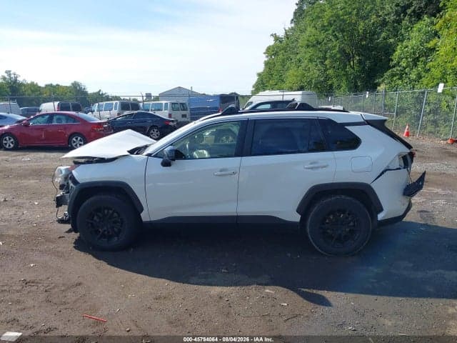 2019 TOYOTA RAV4 LE 15
