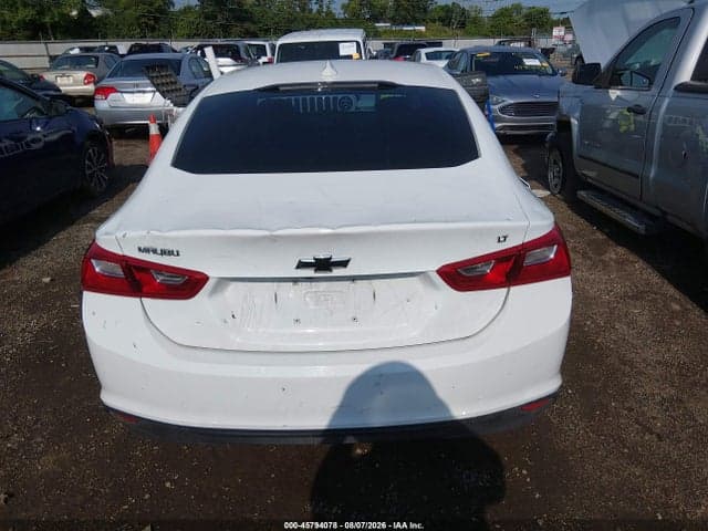 2017 CHEVROLET MALIBU 1LT 16