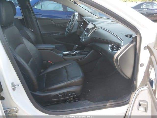 2017 CHEVROLET MALIBU 1LT 5