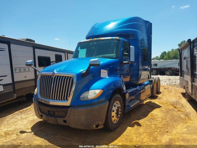 2019 INTERNATIONAL LT 2