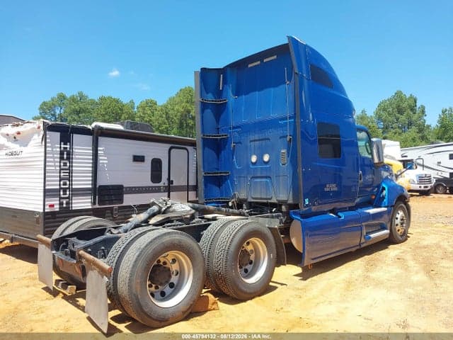 2019 INTERNATIONAL LT 4