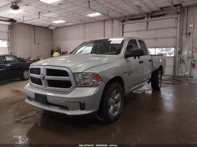 2019 RAM 1500 CLASSIC EXPRESS 4X4 6'4 BOX 2