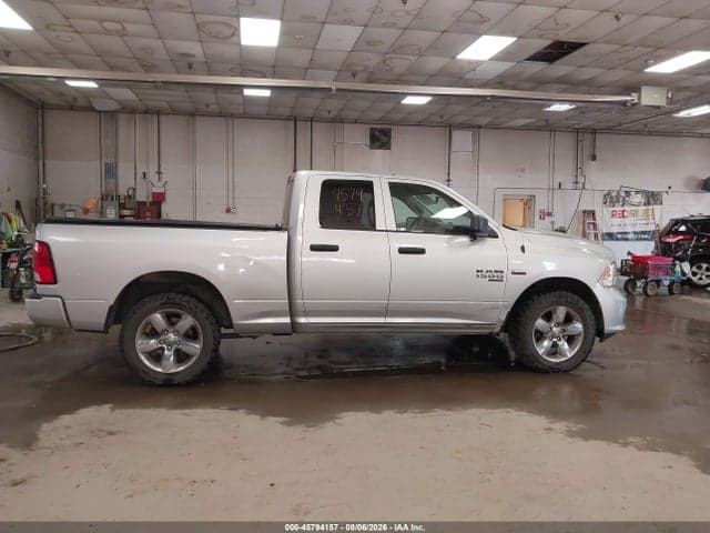 2019 RAM 1500 CLASSIC EXPRESS 4X4 6'4 BOX 13