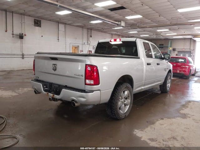 2019 RAM 1500 CLASSIC EXPRESS 4X4 6'4 BOX 4