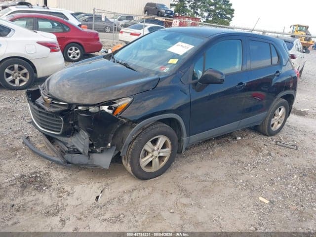 2020 CHEVROLET TRAX AWD LS 2