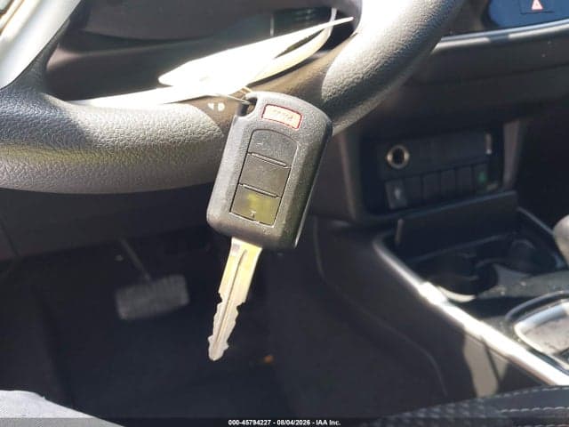 2020 MITSUBISHI OUTLANDER ES 2.4 11