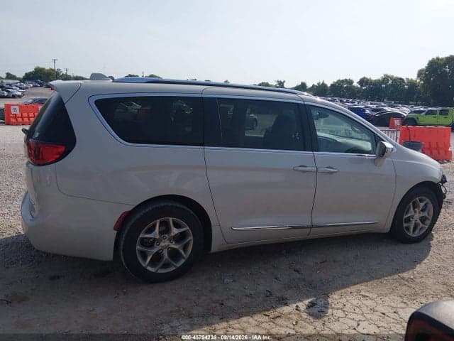 2019 CHRYSLER PACIFICA LIMITED 13