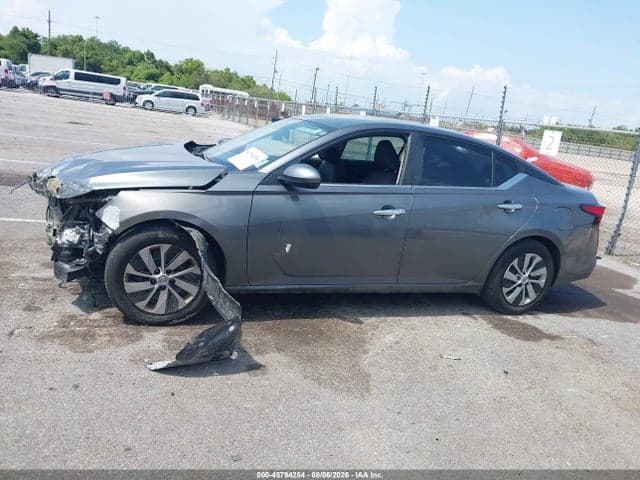 2021 NISSAN ALTIMA S 14