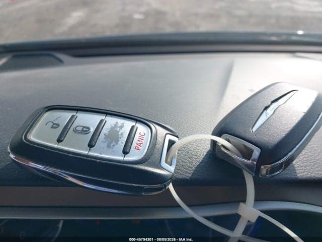 2018 CHRYSLER PACIFICA LX 11