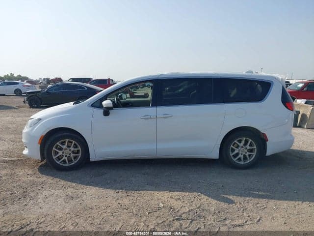 2018 CHRYSLER PACIFICA LX 14