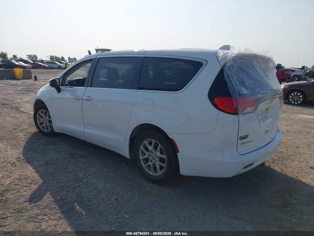 2018 CHRYSLER PACIFICA LX 3