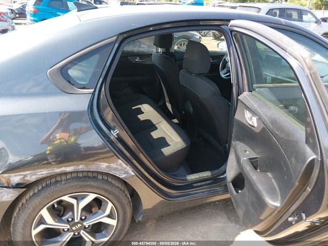 2019 KIA FORTE LXS 8