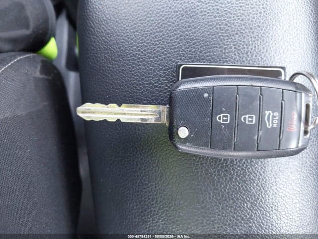 2017 KIA FORTE LX 11