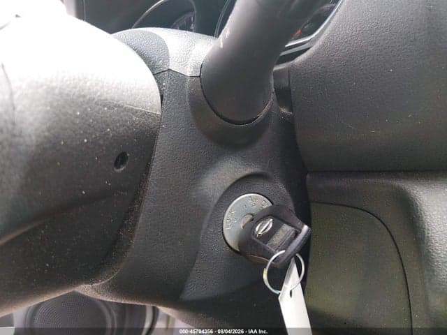 2018 NISSAN VERSA 1.6 SV 11