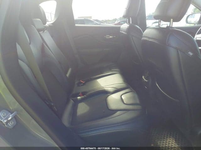2019 JEEP CHEROKEE TRAILHAWK 4X4 8