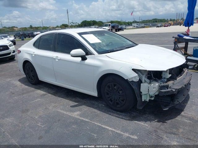 2018 TOYOTA CAMRY L - 1