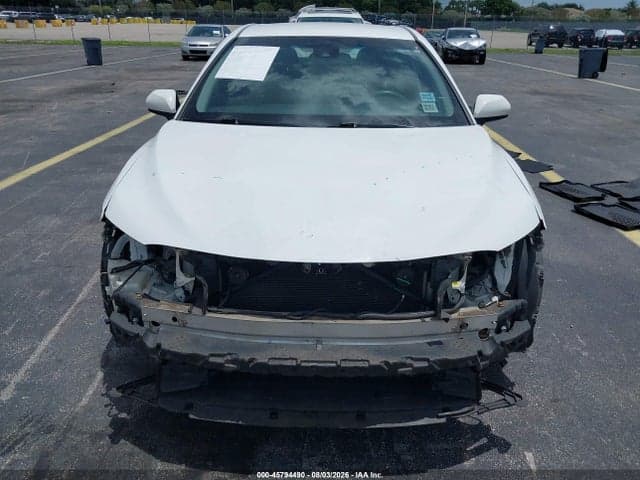 2018 TOYOTA CAMRY L 13