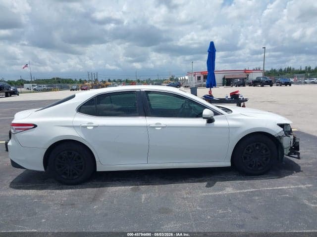 2018 TOYOTA CAMRY L 14