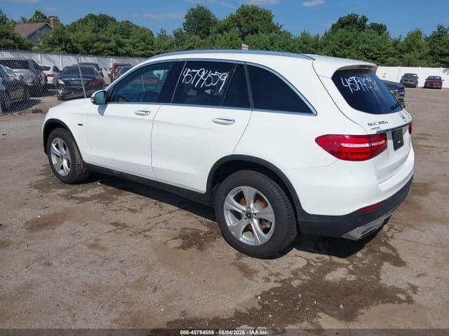 2018 MERCEDES-BENZ GLC 350E 4MATIC 3