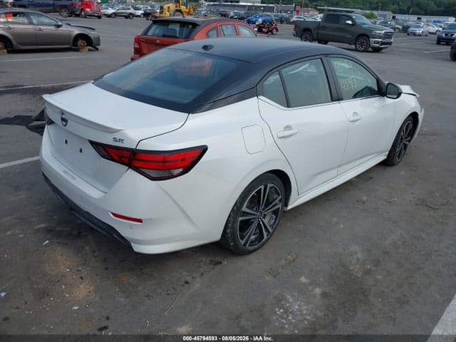 2022 NISSAN SENTRA SR XTRONIC CVT 4