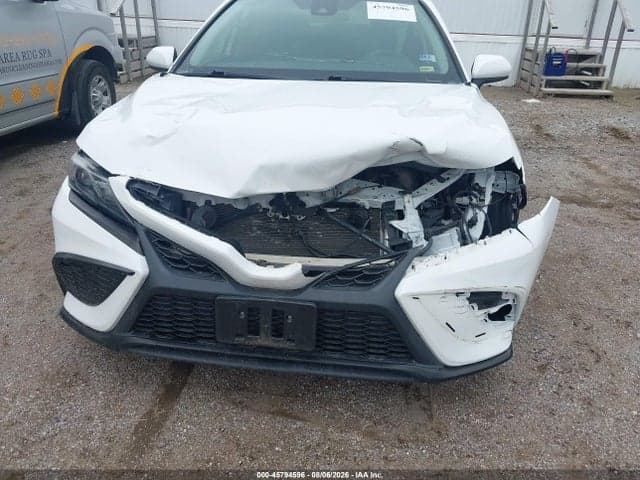 2021 TOYOTA CAMRY SE 6