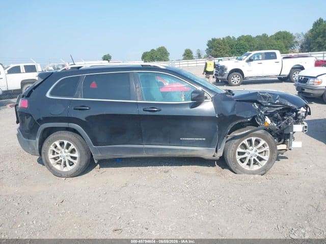 2019 JEEP CHEROKEE LATITUDE FWD 14