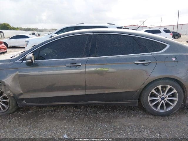 2017 FORD FUSION SE 15