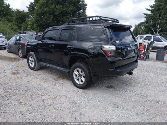 2017 TOYOTA 4RUNNER SR5 3